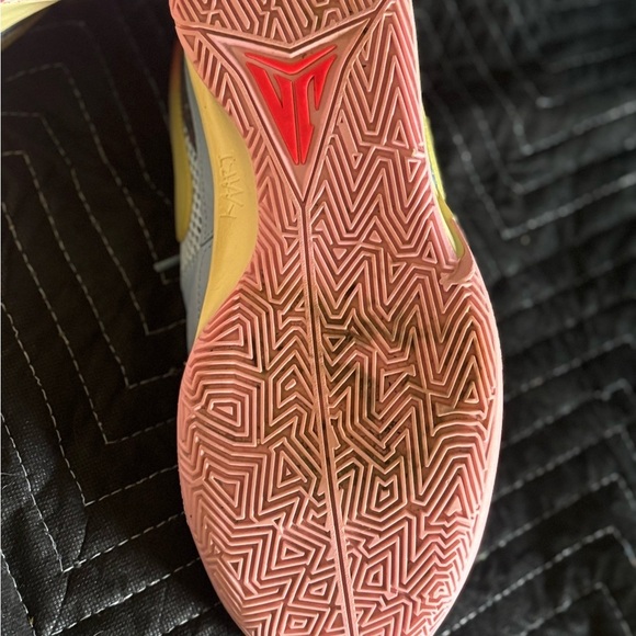 Size 10.5 - Nike Ja 1 Day One - DR8785-400. - Picture 11 of 11